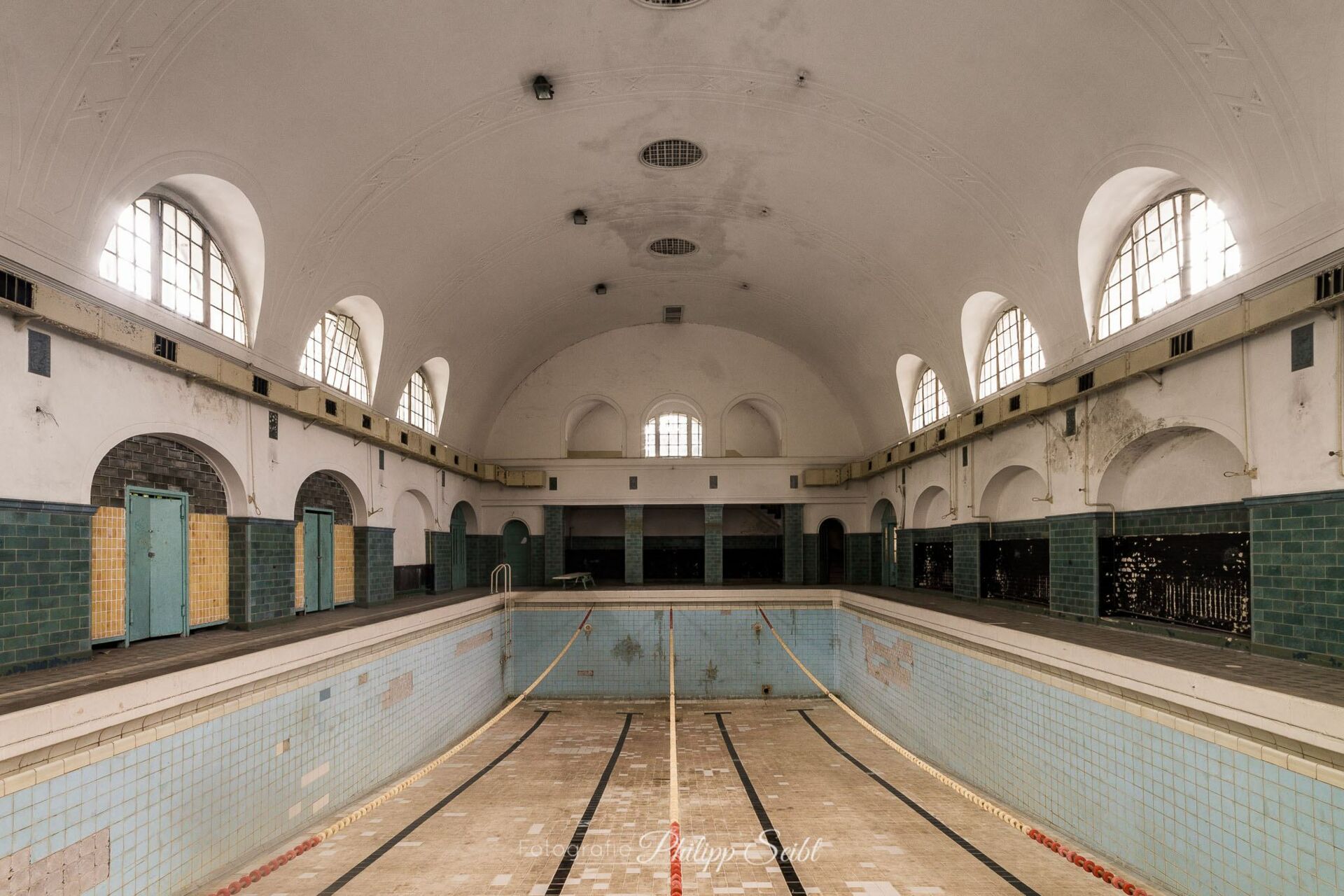 Verlassener Miltärstützpunkt der Sowjetunion Wünsdorf, Schwimmbad