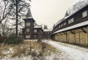 Verlassenes Schloss "Holzmichl"