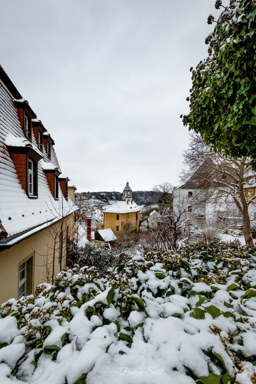 Winter in Meißen 2021 - Blick von der Freiheit zur Leinewebergasse und Frauenkirche