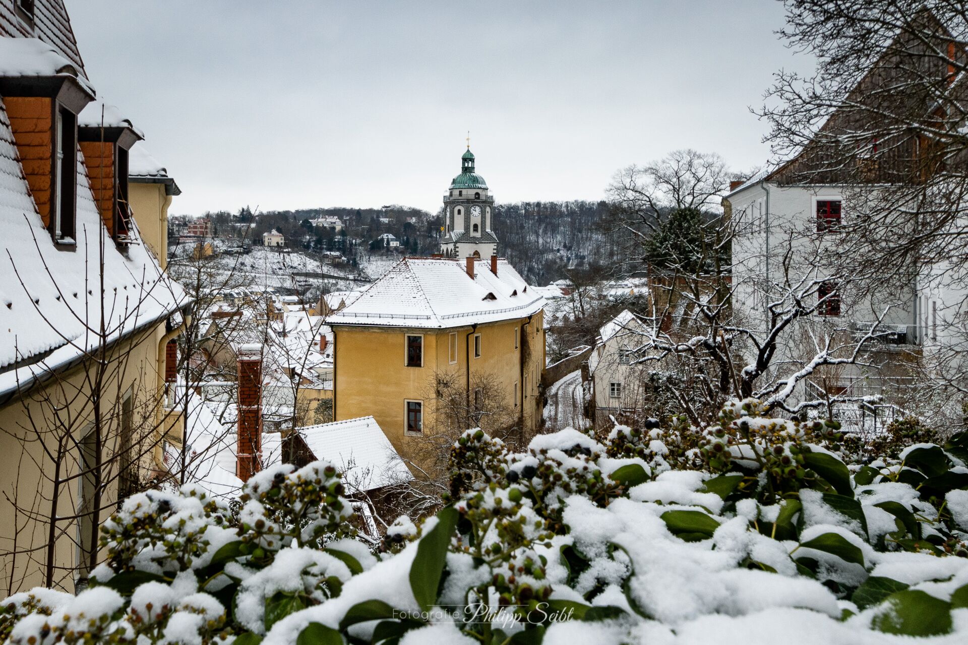 Winter in Meißen 2021 - Blick von der Freiheit zur Leinewebergasse und Frauenkirche