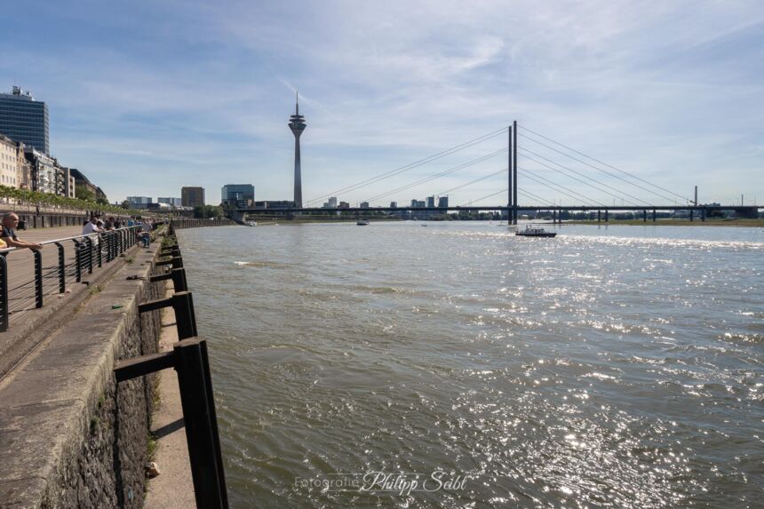 Rheinuferpromenade Düsseldorf